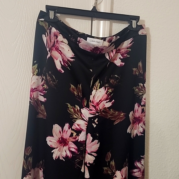 Calvin Klein Pants - Picture 4 of 7